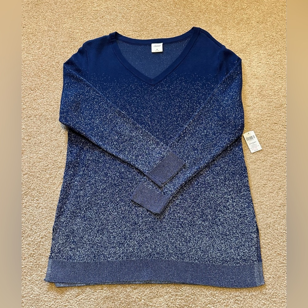 Blue Ombré Long Sleeve V-Neck Sweater 💙🤍